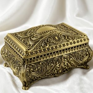 Вінтажна скринька